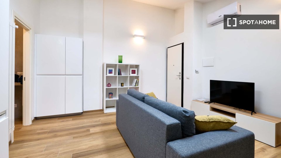 Apartment Milan, 1 bed, 60m² — photo 15