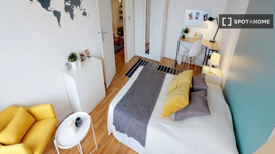Double room Lille, 5 beds, 110m² — photo 4