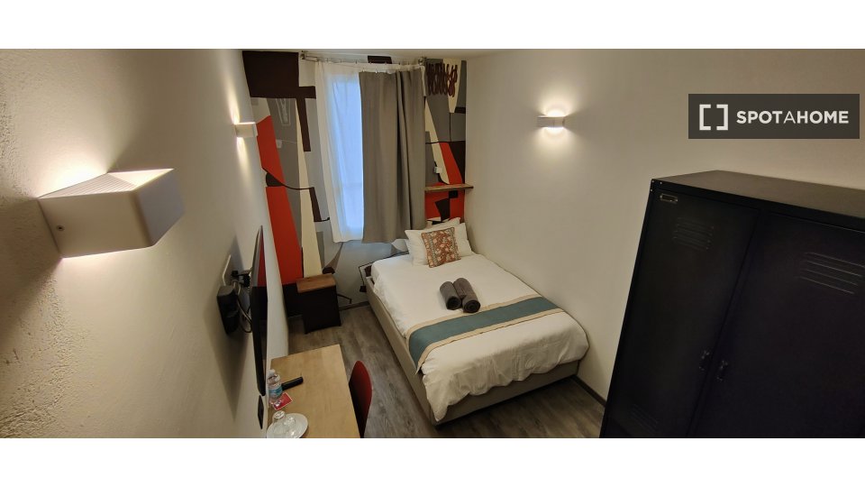 Apartment Brescia, 1 bed — photo 20