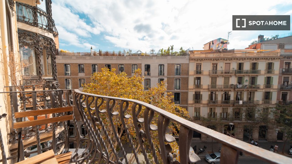 Double room Barcelona, 7 beds, 160m² — photo 2