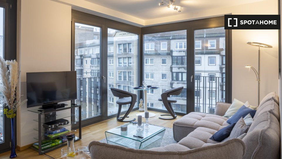 Apartment Berlin, 1 bed, 52m² — photo 2