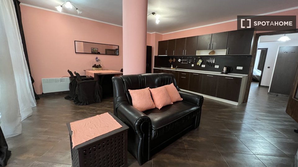 Apartment Sofia, 2 beds, 119m² — photo 2