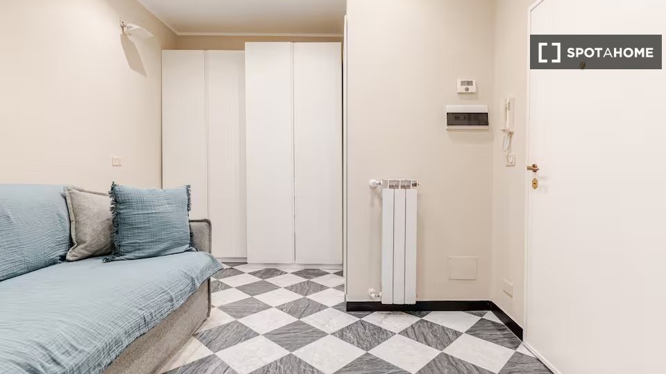 Apartment Genoa, 1 bed — photo 13