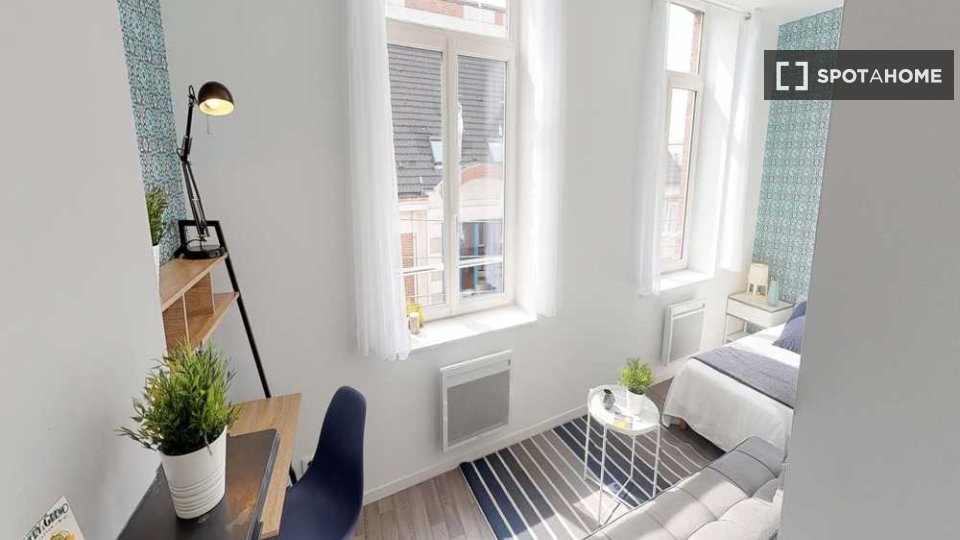 Double room Lille, 4 beds, 80m² — photo 20