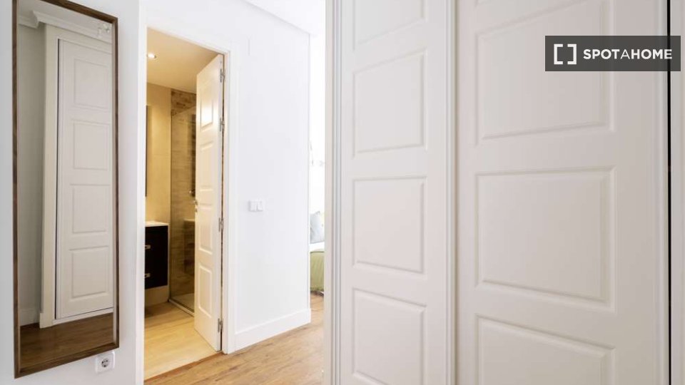Habitación doble Madrid, 5 habitaciones — foto 3