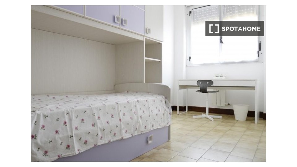 Double room Milan, 5 beds — photo 21