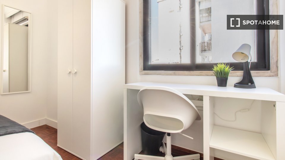 Double room Lisbon, 10 beds — photo 14
