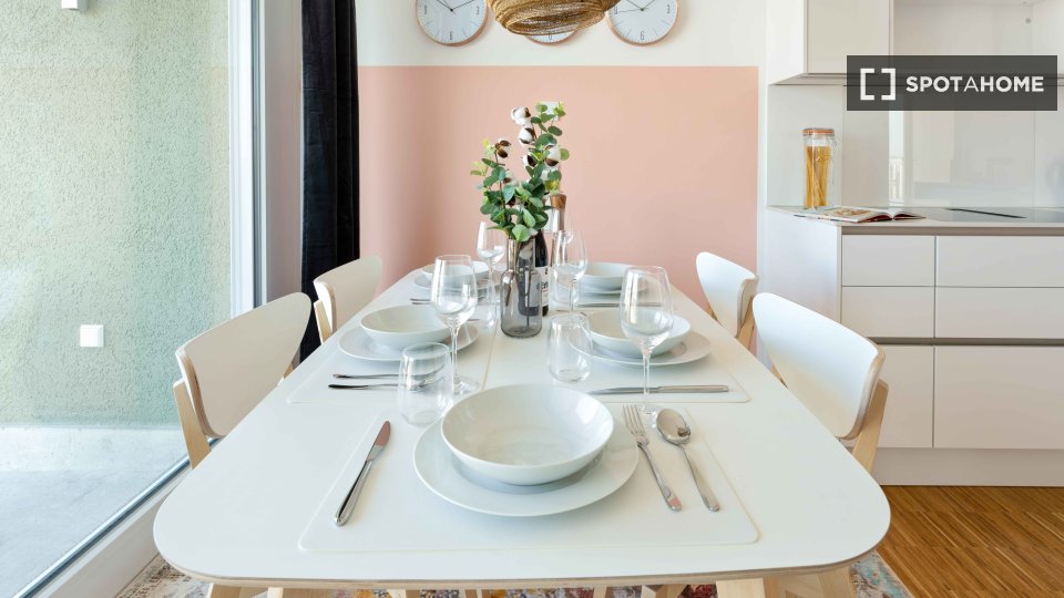 Double room Munich, 5 beds, 148m² — photo 16