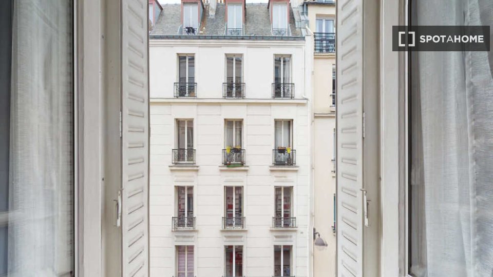 Double room Paris, 5 beds, 90m² — photo 6