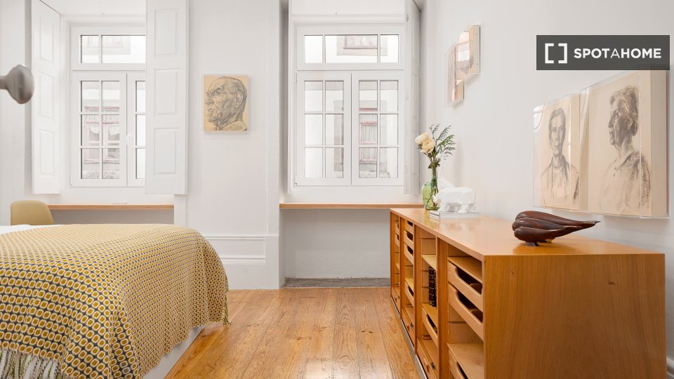 Apartment Porto, 4 beds, 60m² — photo 8