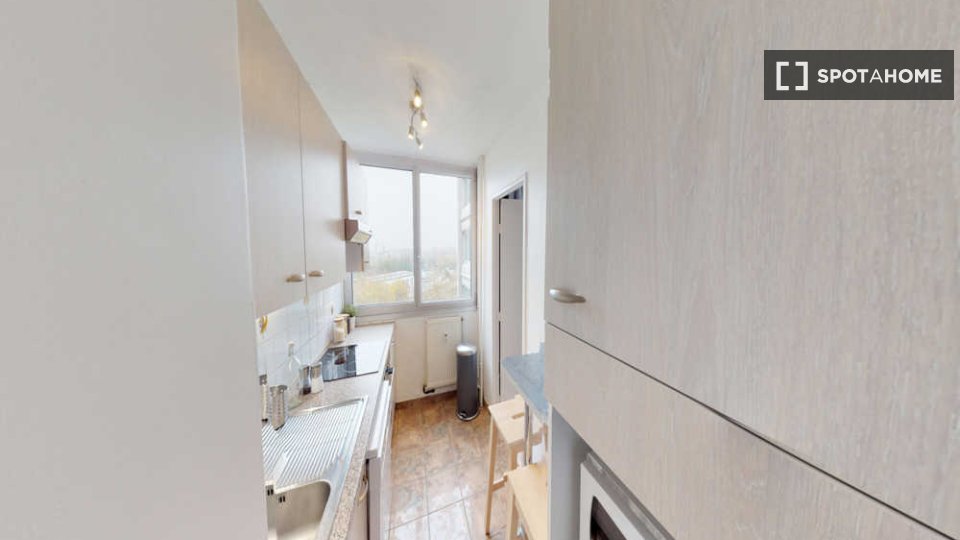Double room Lille, 4 beds, 70m² — photo 9