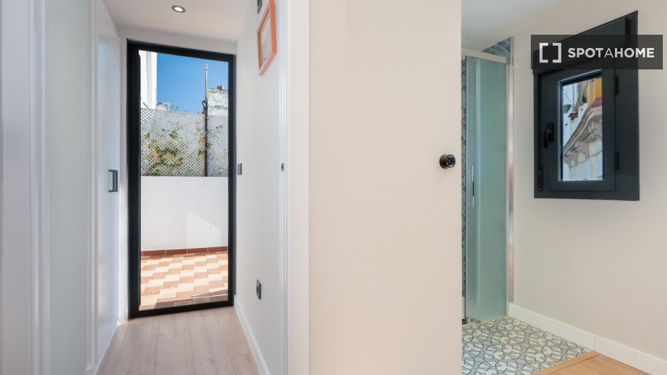 Apartment Seville, 3 beds, 94m² — photo 2