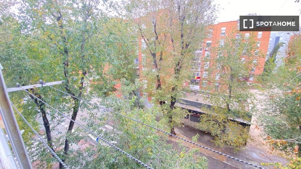 Double room Madrid, 4 beds — photo 19