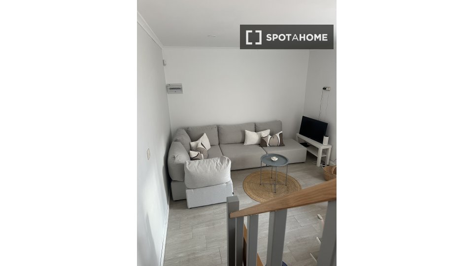 Apartment mono Lisbon — photo 1