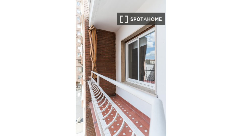 Double room Madrid, 10 beds, 380m² — photo 12