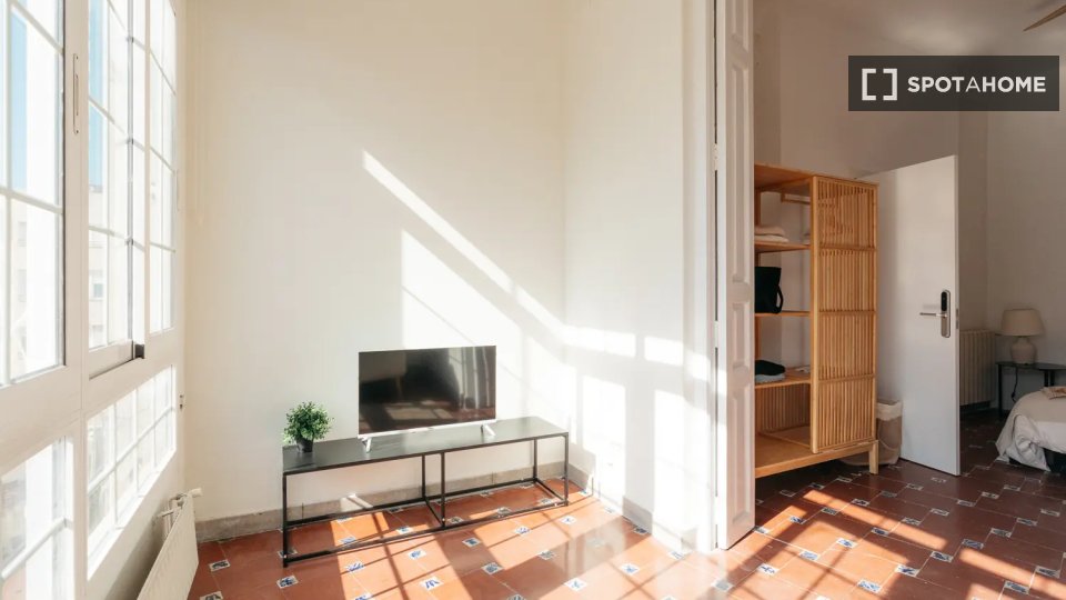 Double room Valencia, 8 beds — photo 11