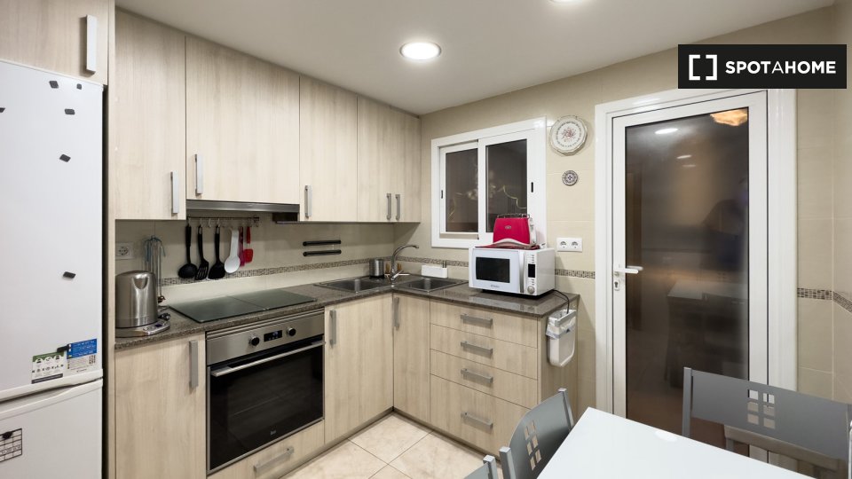 Apartment Barcelona, 1 bed, 60m² — photo 1