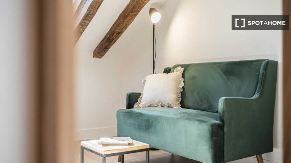 Double room Madrid, 16 beds — photo 34