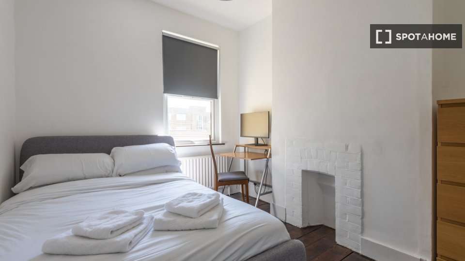 Apartment London, 4 beds — photo 3