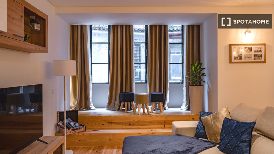 Apartment mono Lisbon, 62m² — photo 1
