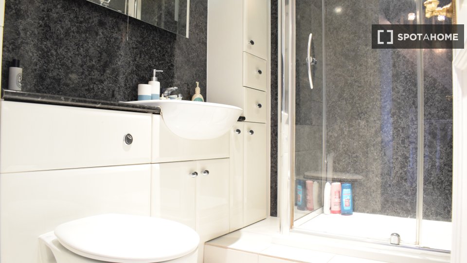 Apartment London, 1 bed, 44m² — photo 6
