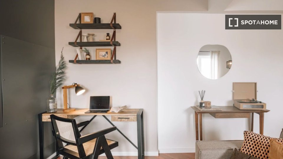 Apartment Lisbon, 2 beds — photo 11