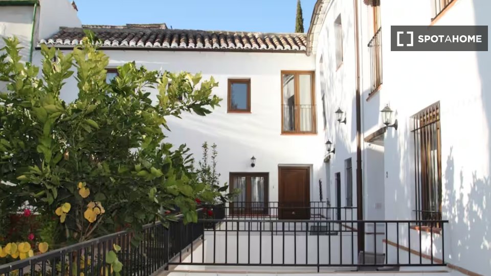 Apartment Granada, 1 bed, 50m² — photo 3