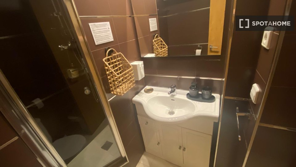 Apartment Madrid, 1 bed, 60m² — photo 38