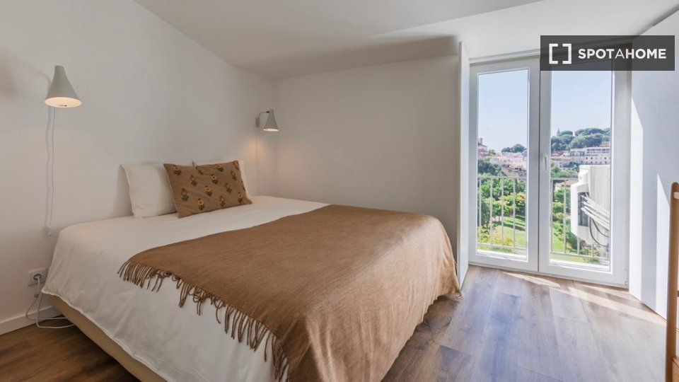 Apartment Lisbon, 3 beds — photo 12