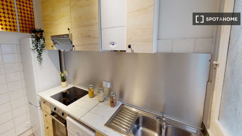 Double room Paris, 4 beds, 90m² — photo 8