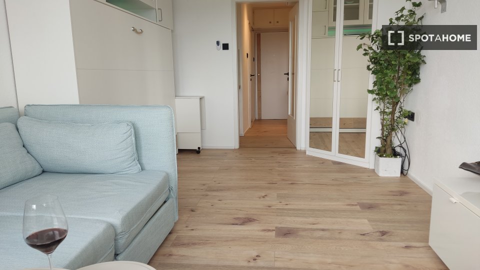 Apartment mono Stuttgart, 24m² — photo 3