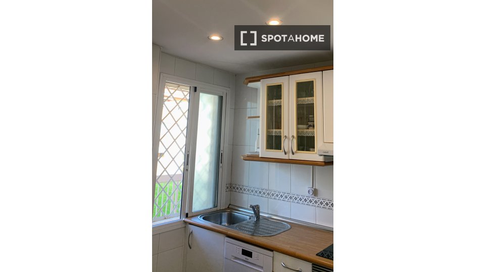 Apartment Madrid, 1 bed — photo 17