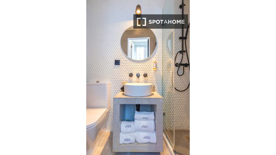 Apartment mono Lisbon — photo 17