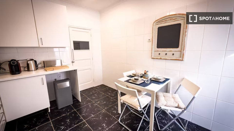 Apartment Lisbon, 3 beds — photo 6