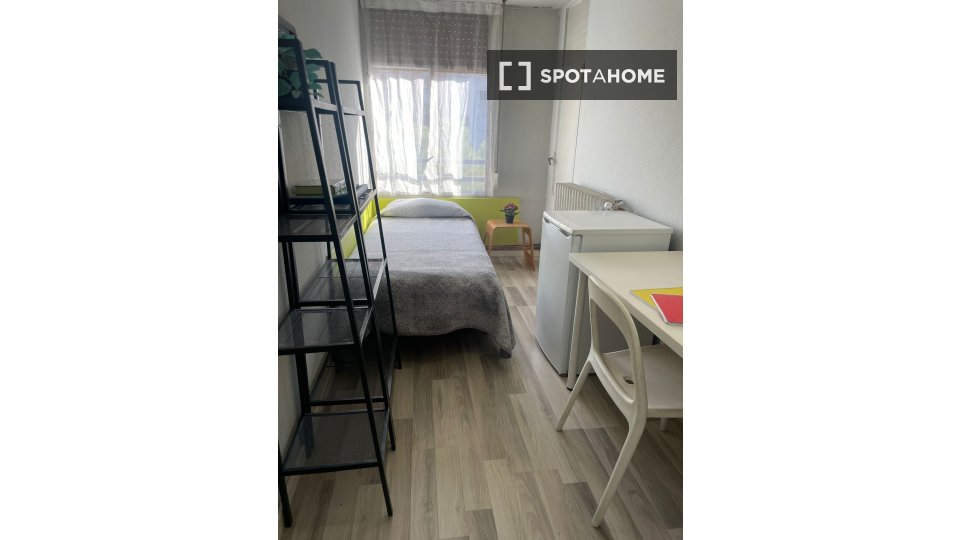 Double room Zaragoza, 20 beds — photo 18