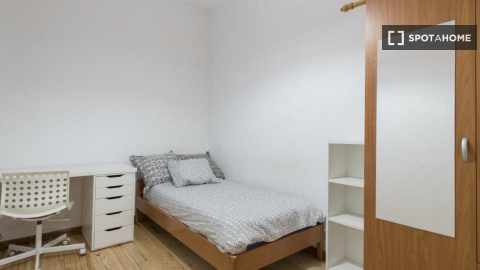 Double room Lisbon, 6 beds, 150m² — photo 44