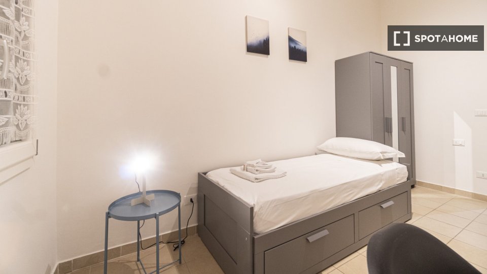 Apartment Bologna, 2 beds, 51m² — photo 4