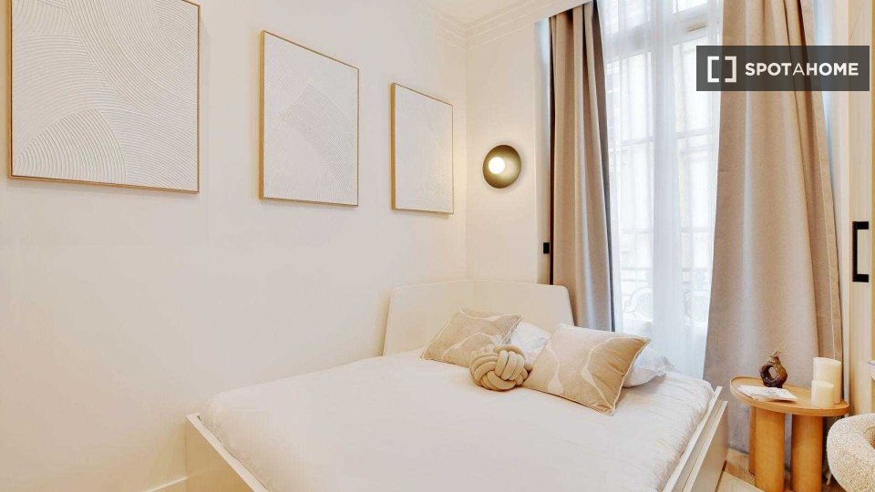 Apartment mono Paris, 14m² — photo 1