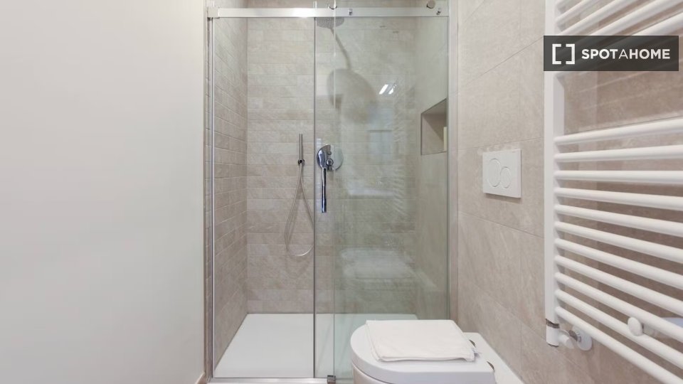Apartment Milan, 1 bed, 65m² — photo 8