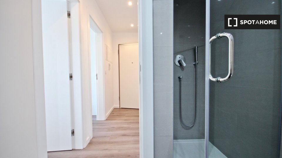 Apartment Lisbon, 1 bed — photo 18