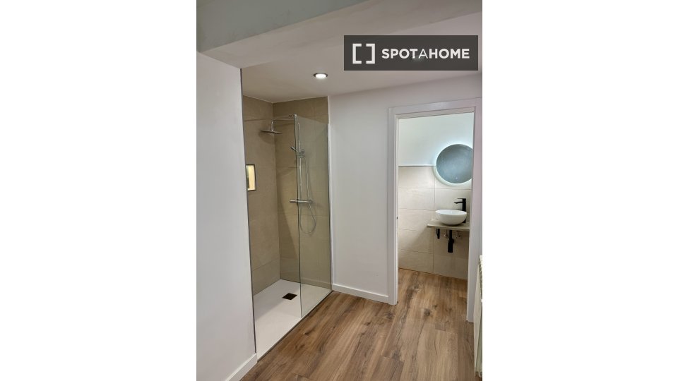 Apartment Zaragoza, 2 beds, 60m² — photo 4