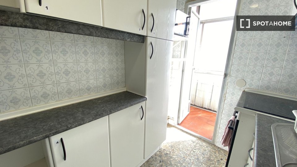 Double room Madrid, 5 beds — photo 16