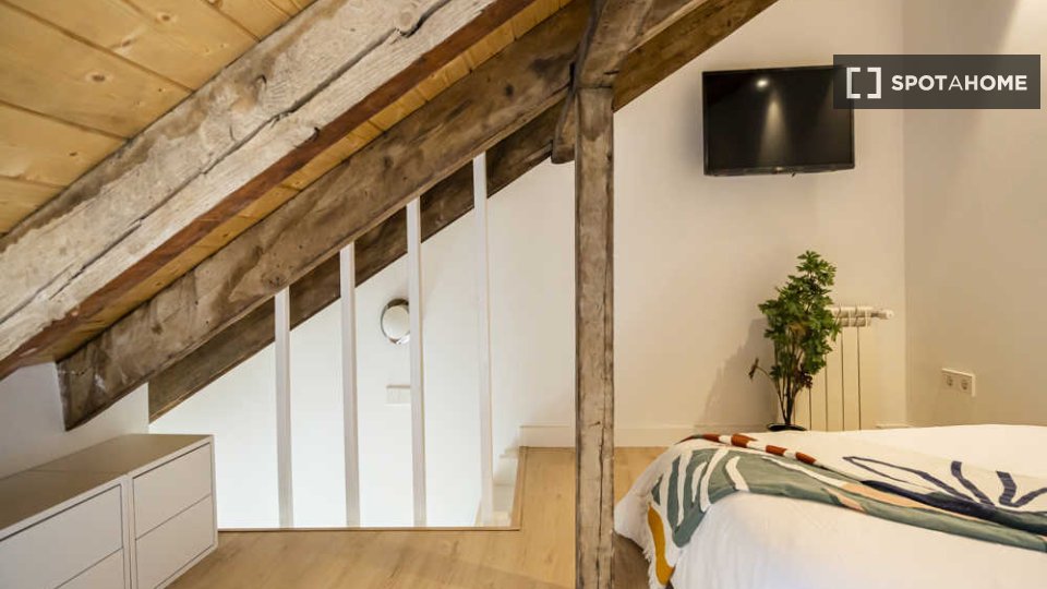 Double room Madrid, 4 beds — photo 65