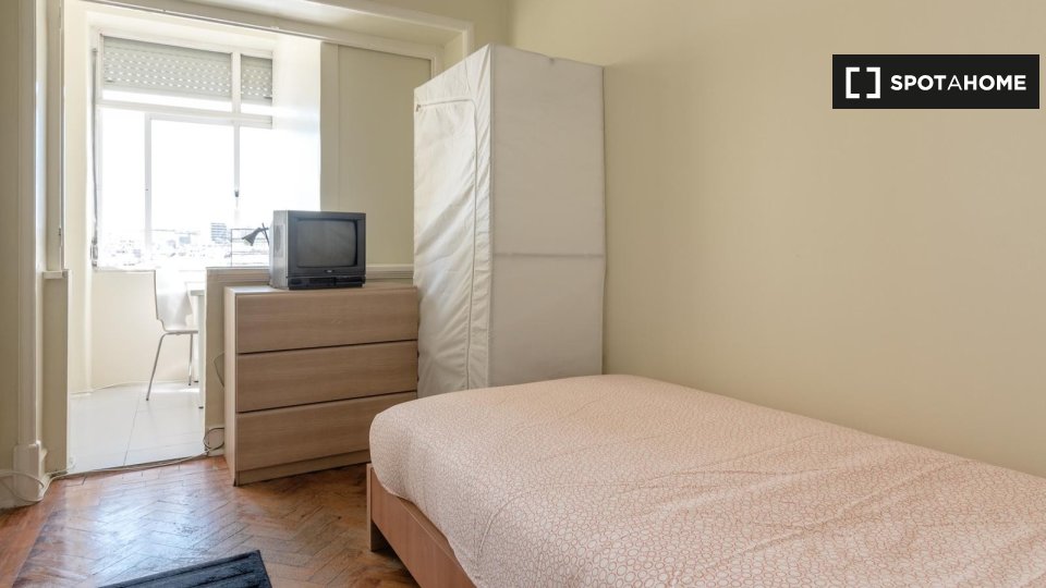 Double room Lisbon, 7 beds — photo 3