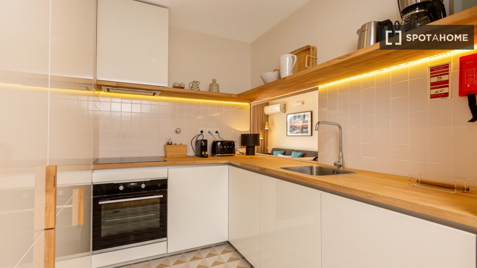 Apartment Porto, 2 beds, 85m² — photo 17