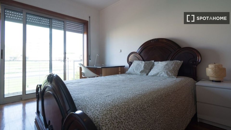 Double room Porto, 5 beds, 110m² — photo 3