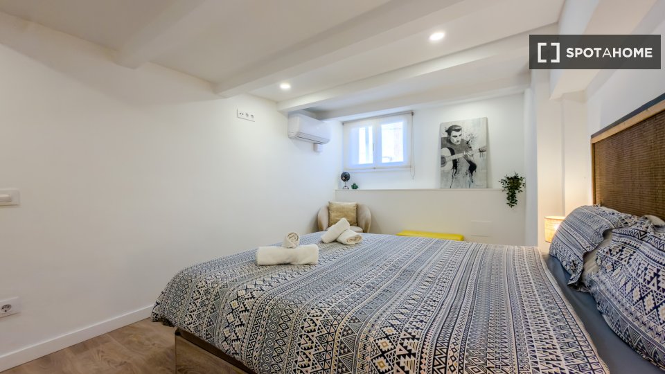 Apartment Barcelona, 3 beds, 105m² — photo 26