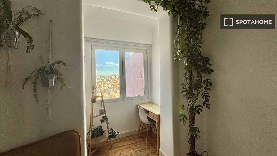 Double room Lisbon, 2 beds, 60m² — photo 42