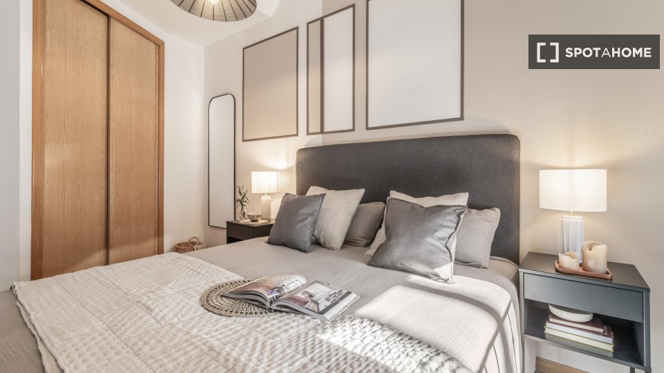 Apartamento de 1 dormitorio en alquiler en Universidad, Madrid