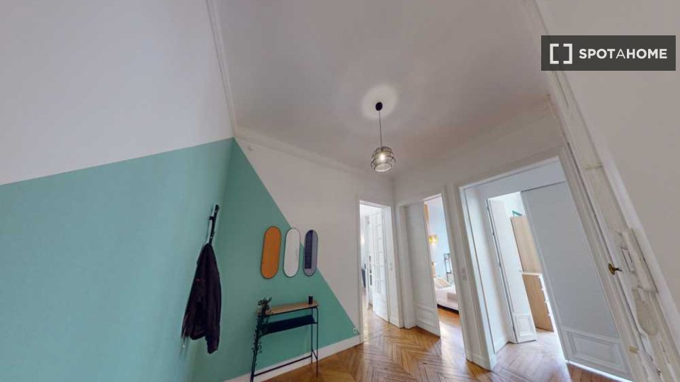 Double room Paris, 7 beds, 230m² — photo 17